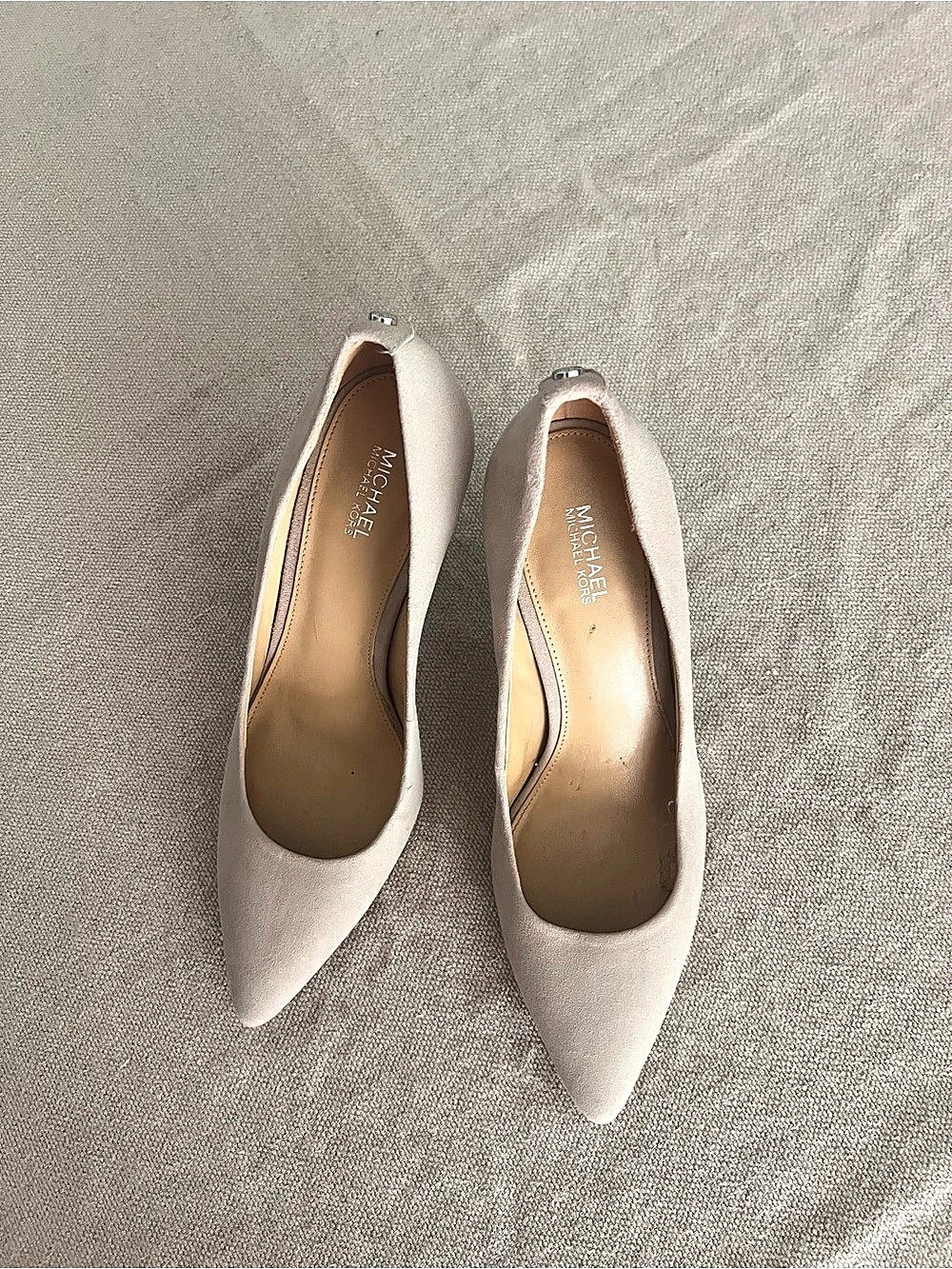 Michael Kors Pointed Toe Heels in Beige US 7M Like New